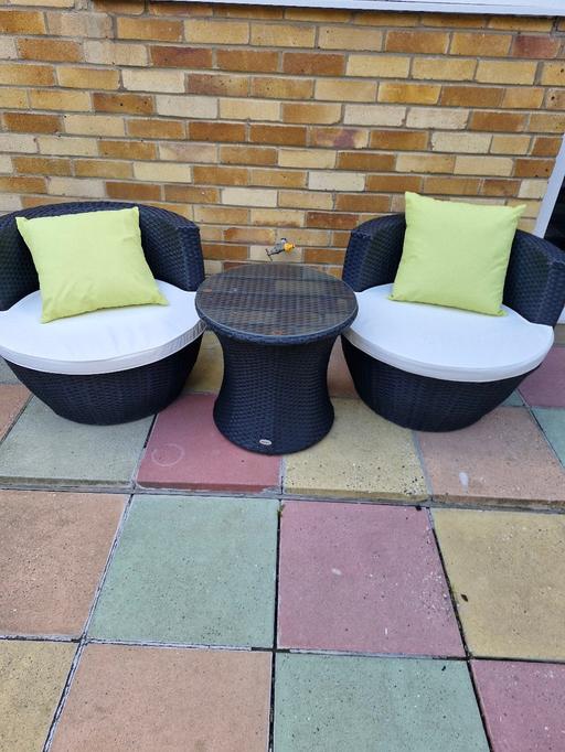 Buy & Sell Wickford Basildon - Photos for out sunny 3 piece garden furniture set