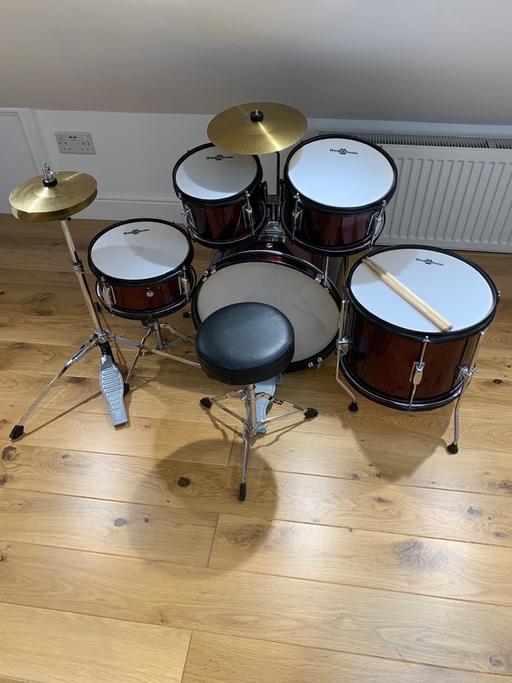 Buy & Sell Redbridge East London - Photos for Junior 5 piece Drum kit