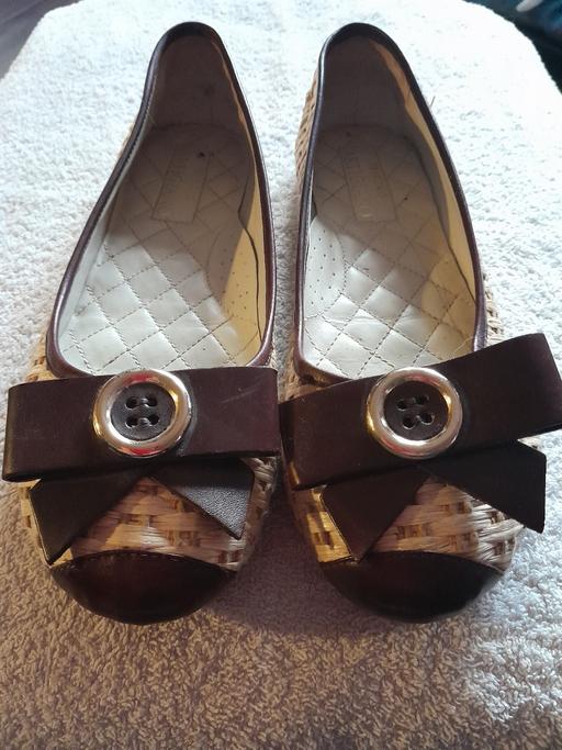 Buy & Sell Telford Telford and Wrekin - Photos for PRELOVED WOMENS FLAT SHOES