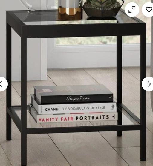Buy & Sell Harpurhey Manchester - Photos for Alexis Seral Square Side Table