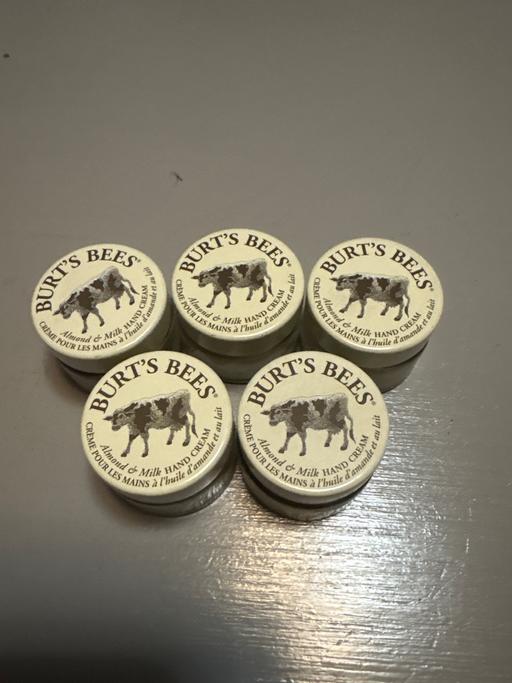 Buy & Sell Duckmanton Chesterfield - Photos for X5 Burts Bees hand cream