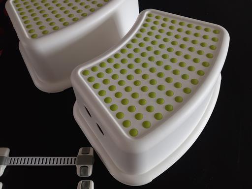 Buy & Sell Barnet New Barnet - EN5 - Photos for Ikea Toddler Step Stools + Cabinet Locks