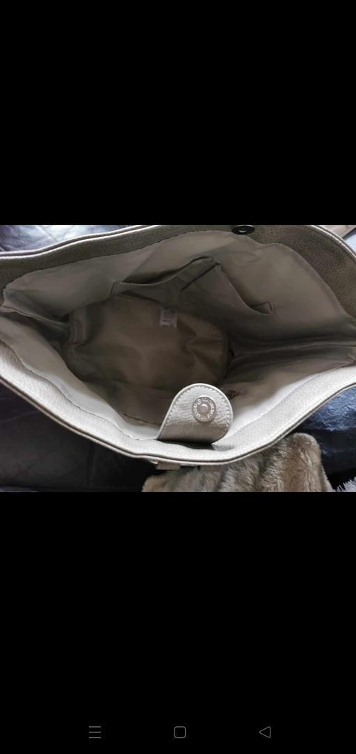 Buy & Sell Ponthenry Carmarthenshire - Wales - Photos for Avon bags
