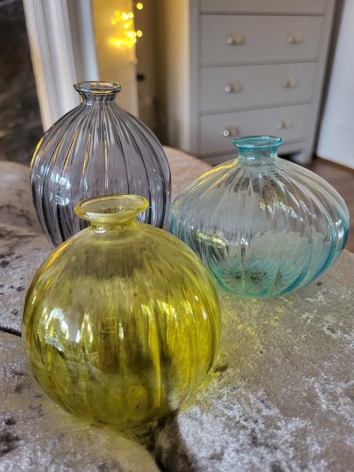 Buy & Sell Worsley Mesnes Wigan - Photos for small vases