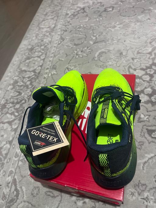 Buy & Sell Ashton-Under-Lyne Tameside - Photos for Trainers newbalance