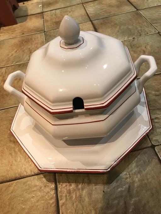 Buy & Sell Goodmayes East London - Photos for Large bowl with big plates