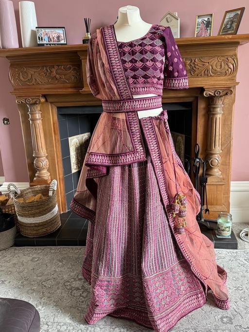 Buy & Sell Flush Kirklees - Photos for Purple lehenga