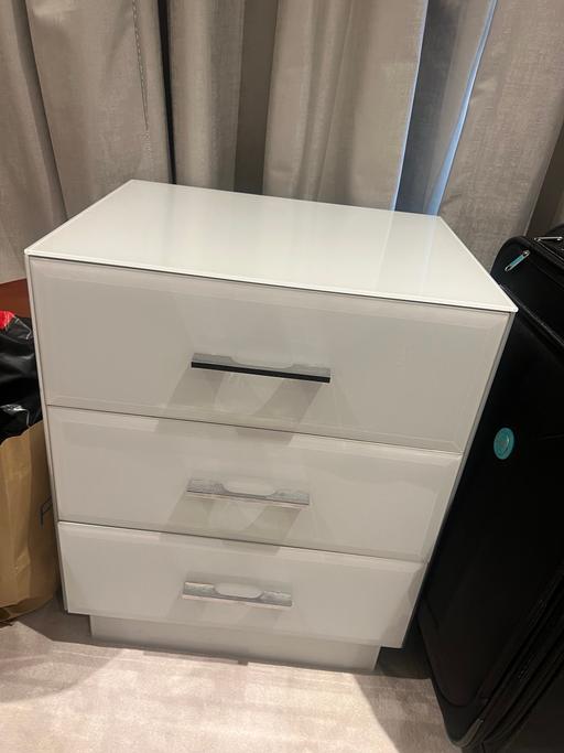 Buy & Sell Crook Log South East London - Photos for NEXT Sloane glass side table/Chest of drawers