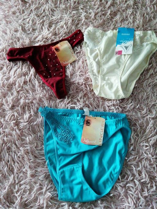 Buy & Sell Wednesfield Wolverhampton - Photos for New Ladies size *10 /12 *