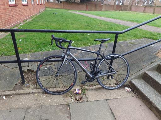 Buy & Sell Sydenham Hill South East London - Photos for trek domane 4.3 full carbon racer