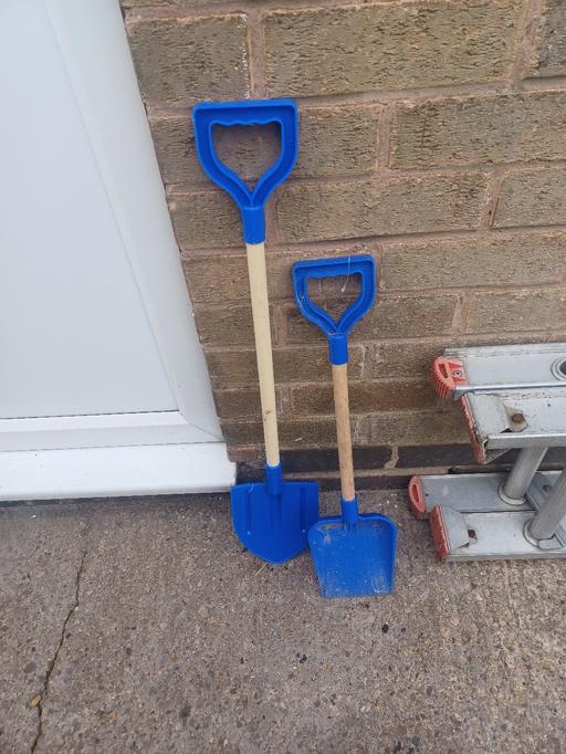 Buy & Sell Eckington North East Derbyshire - Photos for 2 x kids sand spades