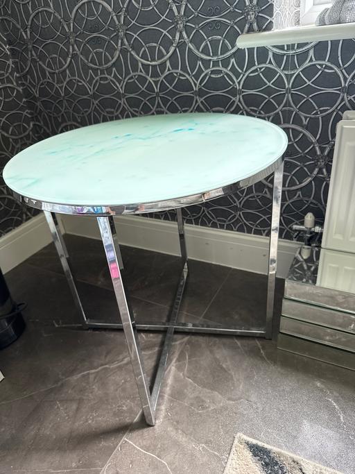 Buy & Sell Moss Industrial Estate Wigan - Photos for Glass marble side table