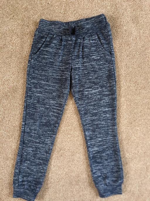 Buy & Sell Kings Heath Birmingham - Photos for Girls joggers 6-7 years