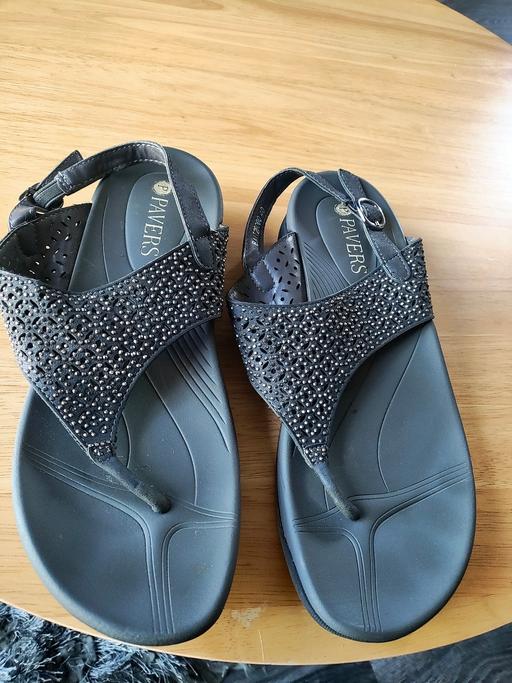 Buy & Sell Scholes Rotherham - Photos for Pavers grey flats size 6