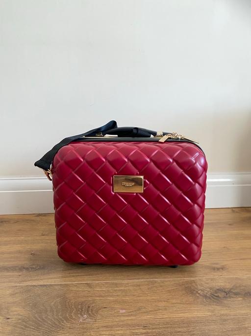 Buy & Sell Weston Coyney Stoke-on-Trent - Photos for Dune London Quilted Vanity Case - Red