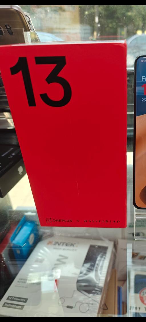 Buy & Sell Belmont North West London - Photos for OnePlus SUPERVOOC 80W Charger - 2-Pin plug wi