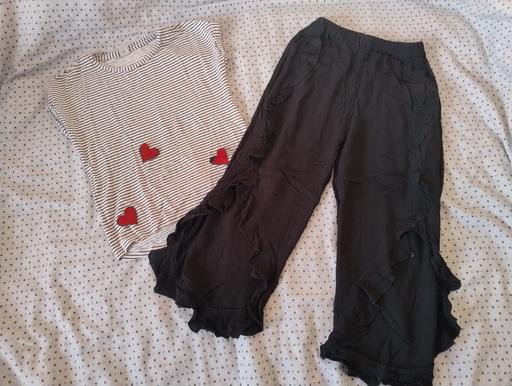 Buy & Sell Darlaston Walsall - Photos for age 7 Girls TU top and River Island trousers