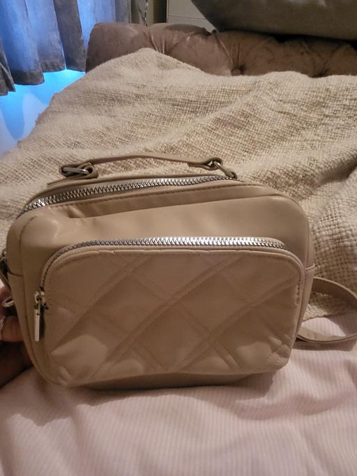 Buy & Sell Worsley Mesnes Wigan - Photos for Beige Handbag