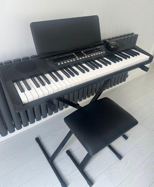 Buy & Sell East London Havering - Photos for K1 61- Note Keyboard, Stool & Headphones
