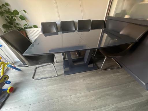 Buy & Sell Rainham Havering - Photos for Dining table & six chairs