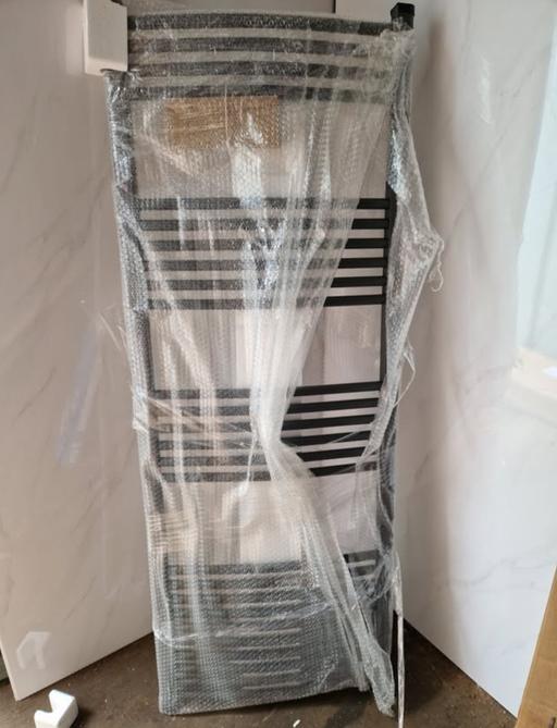 Buy & Sell Cradley Heath Sandwell - Photos for Curved heated towel radiator Anthracite