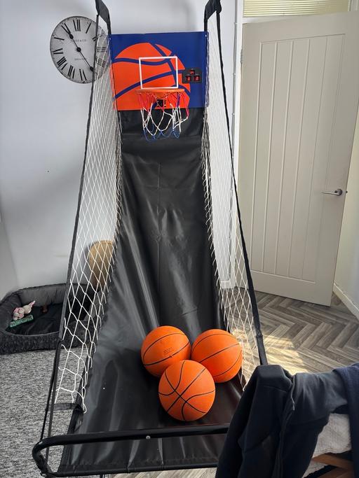 Buy & Sell Hartford Huntingdonshire - Photos for AN ARCADE STYLE BASKETBALL GAME