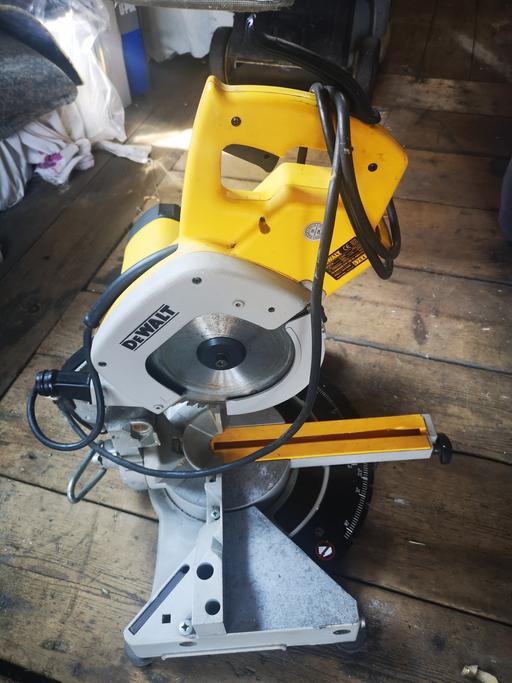 Buy & Sell Lepton Kirklees - Photos for dewalt mitre saw 110V