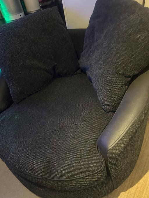 Buy & Sell West Kensington West London - Photos for Jumbo Cord Sofa Swivel Cuddle Armchair