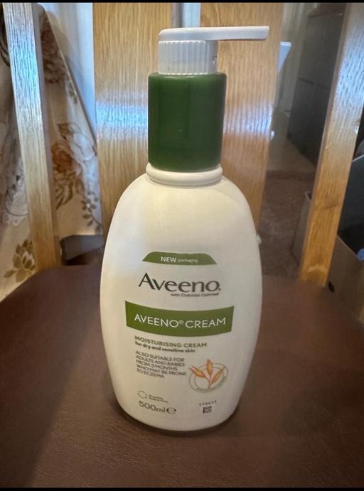Buy & Sell Cheam Sutton - Photos for AVEENO Cream 500ml