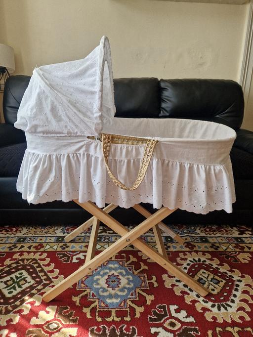 Buy & Sell Manor Park East London - Photos for Baby Moses Basket With Stand and Mattress