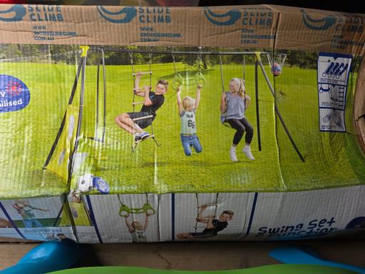 Buy & Sell Wolverhampton City Centre Wolverhampton - Photos for Childrens Swing Set