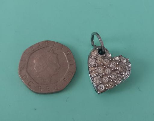 Buy & Sell Thatto Heath Saint Helens - Photos for dyrberg kern gemstone heart locket pendant