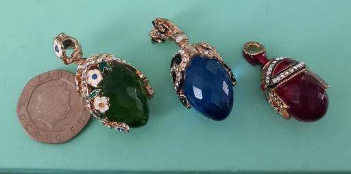 Buy & Sell Thatto Heath Saint Helens - Photos for 3 imperial Easter Egg crystal Pendants