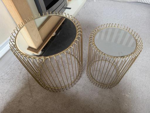 Buy & Sell - Photos for Set of two wire frame mirrored tables