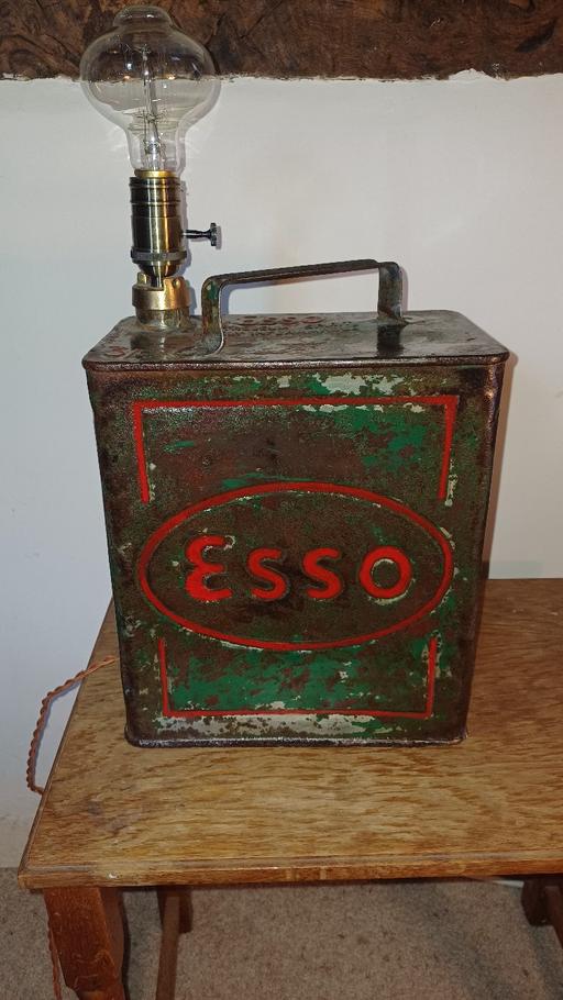 Buy & Sell Saint Johns Worcester - Photos for Esso petrol can lamp