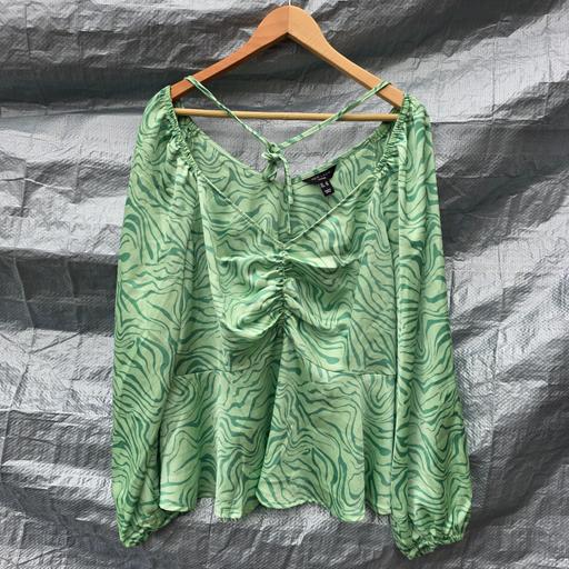 Buy & Sell Amblecote Dudley - Photos for New Look Green Swirl Top UK 24 Blouse New