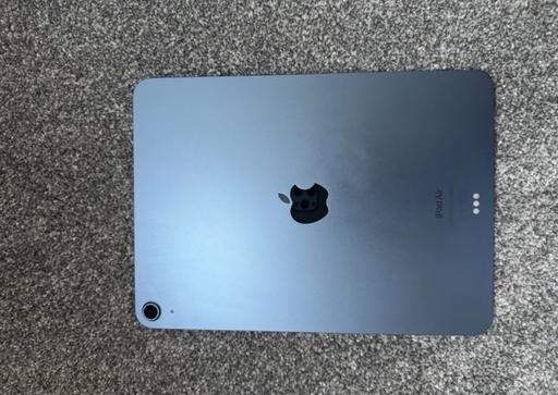 Buy & Sell Netherton Dudley - Photos for iPad Air 5 (2022) excellent condition