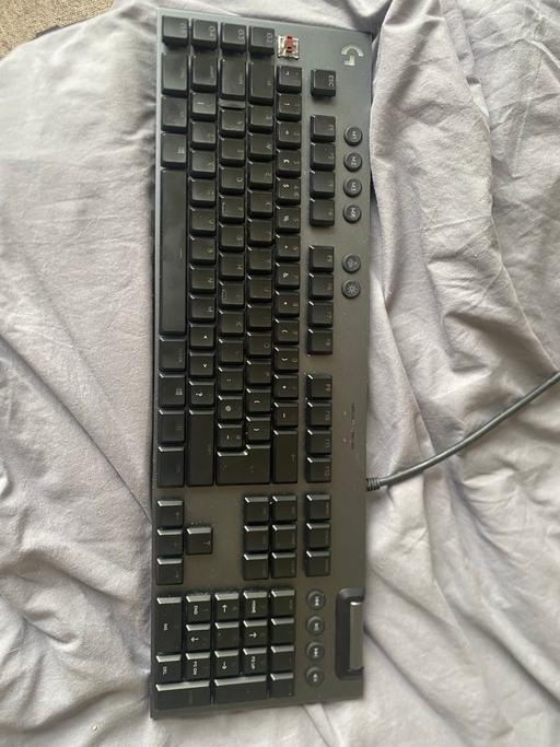 Buy & Sell South West London Lambeth - Photos for Logitech G815 RGB Mechanical Gaming Keyboard