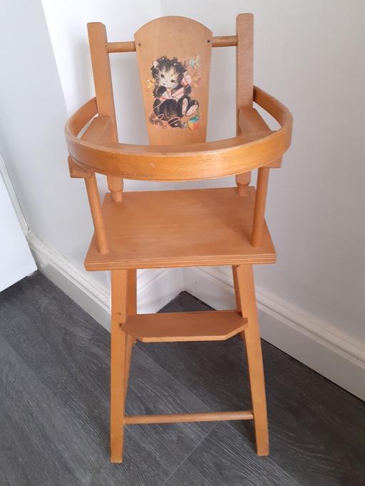 Buy & Sell Hertfordshire North Hertfordshire - Photos for Vintage DOLLS Highchair (LU33BY)