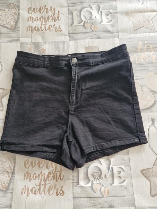 Buy & Sell Liverpool Knowsley - Photos for Black denim shorts
