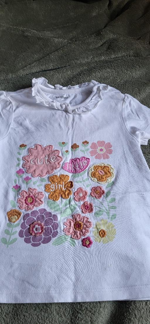 Buy & Sell Radcliffe Bury - Photos for girls top age 2