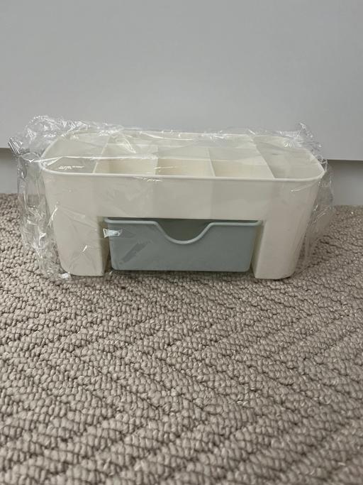 Buy & Sell Bradley Fold Bury - Photos for Beauty storage