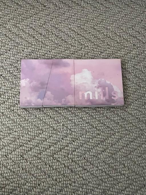 Buy & Sell Bradley Fold Bury - Photos for Florence by mills eyeshadow pallet