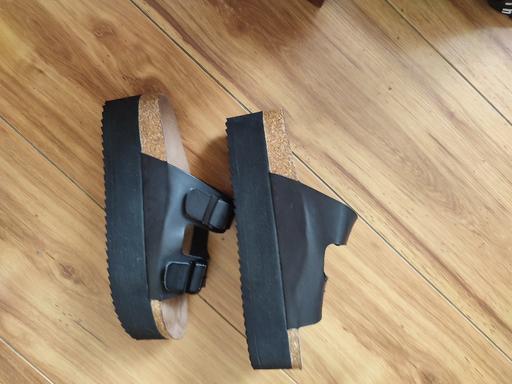 Buy & Sell Stockwell South West London - Photos for Schuh Buckle Sandals Slides UK4 Leather cork