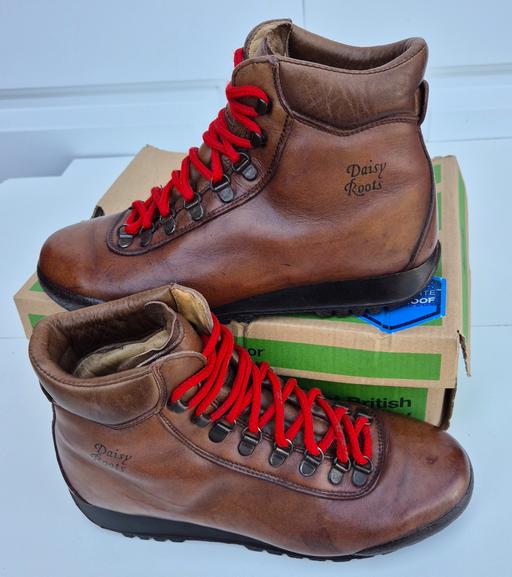 Buy & Sell Wollaston Dudley - Photos for Womens Leather Walking Boots UK 6.5 Eur 40