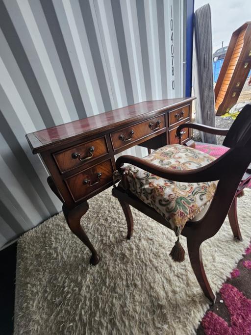 Buy & Sell Angmering Arun - Photos for Queen Anne-style cherry lowboy desk