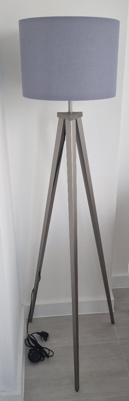 Buy & Sell East Ham East London - Photos for floor lamp