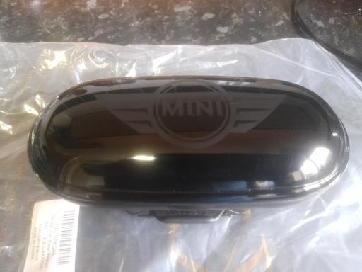 Vehicles Cannock Chase Staffordshire - Photos for Genuine Mini Glasses case