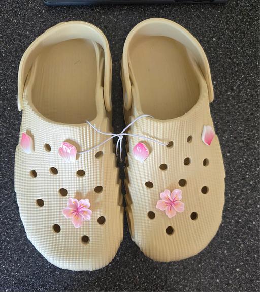 Buy & Sell Westgate-on-Sea Thanet - Photos for SOFT SHOES (NEW) 6.5 / 7