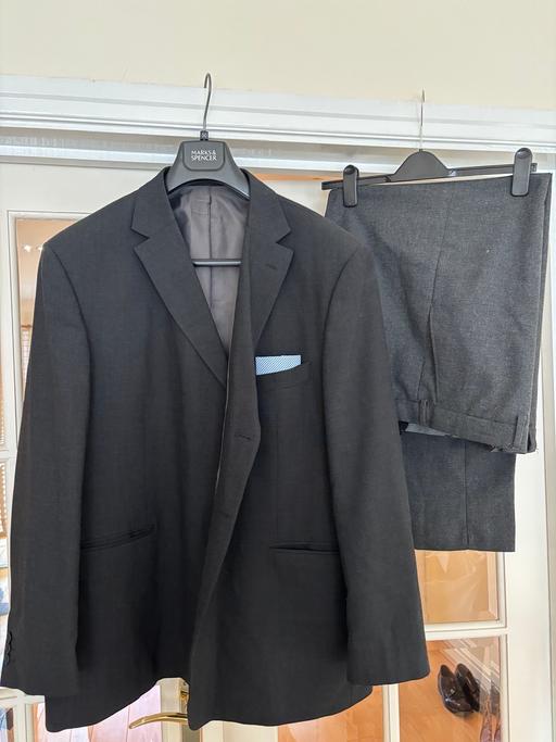 Buy & Sell Mill Hill East Station Barnet - Photos for Dark grey suit